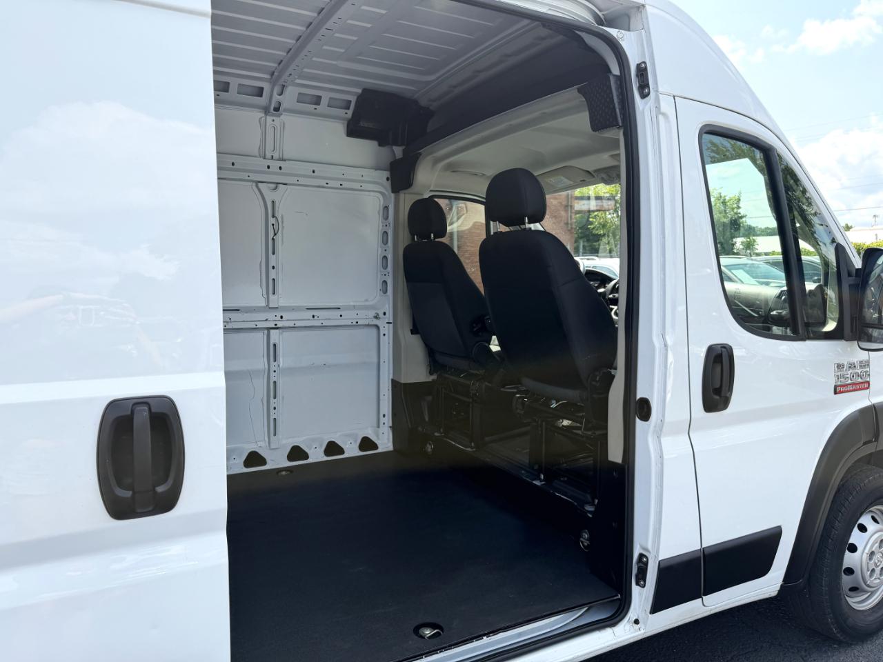 RAM Promaster 1500 High Roof Tradesman 136-in. WB 2019