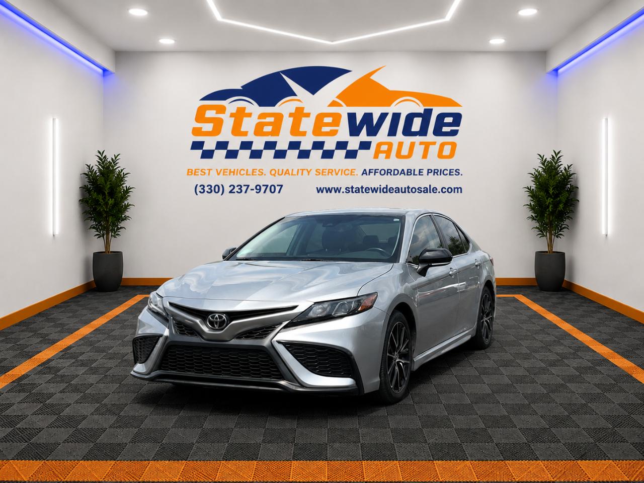 Toyota Camry SE 2021