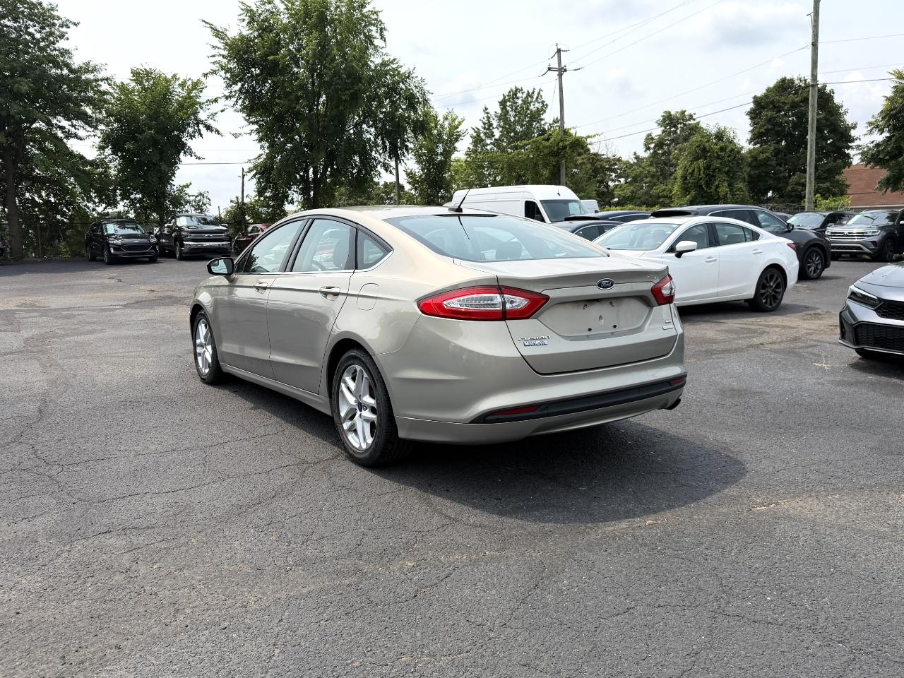 Ford Fusion SE 2015