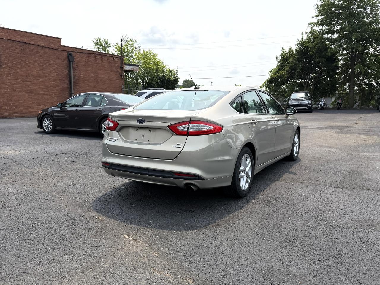 Ford Fusion SE 2015