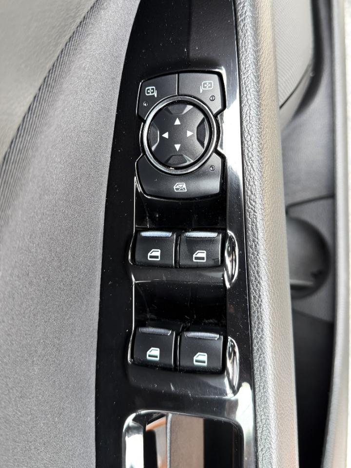 Ford Fusion SE 2015