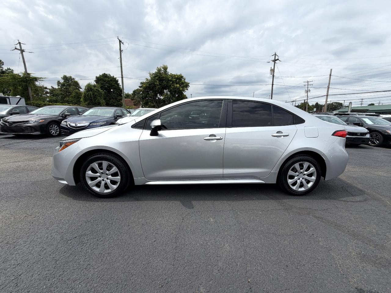 Toyota Corolla LE 2022