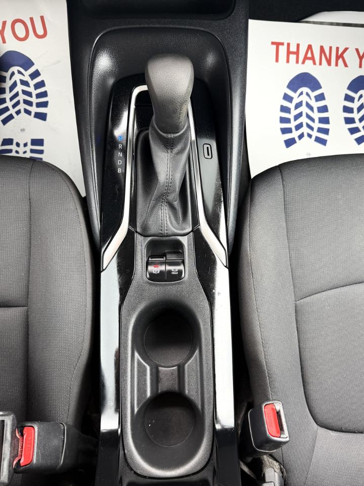 Toyota Corolla LE 2022