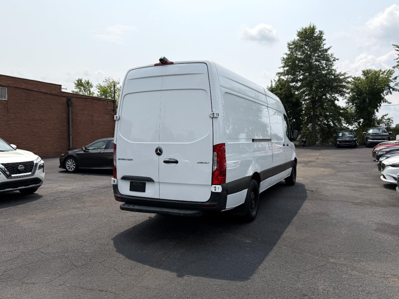 Mercedes-Benz Sprinter 2500 170-in. WB 2021
