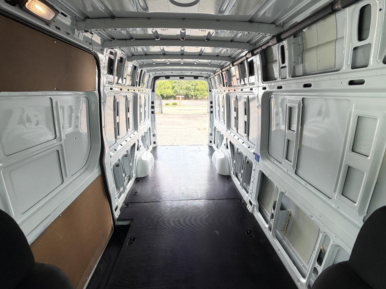 Mercedes-Benz Sprinter 2500 170-in. WB 2021