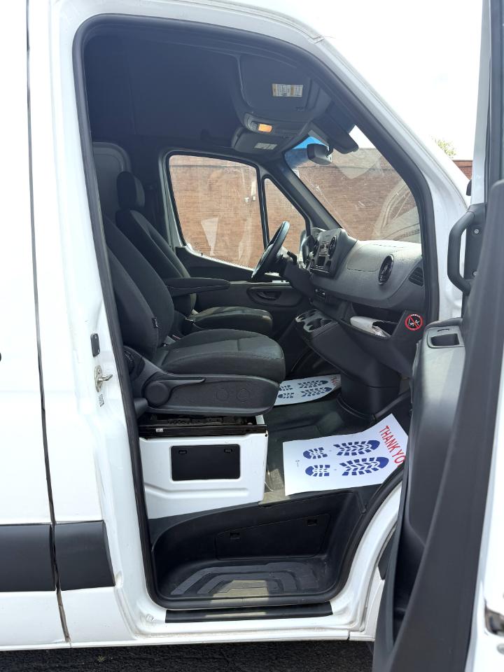 Mercedes-Benz Sprinter 2500 170-in. WB 2021