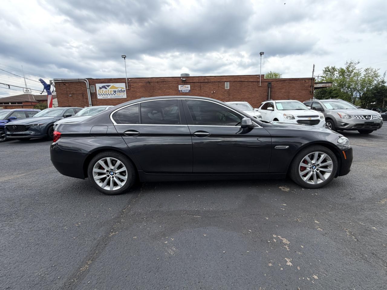 BMW 5-Series 535i xDrive 2016