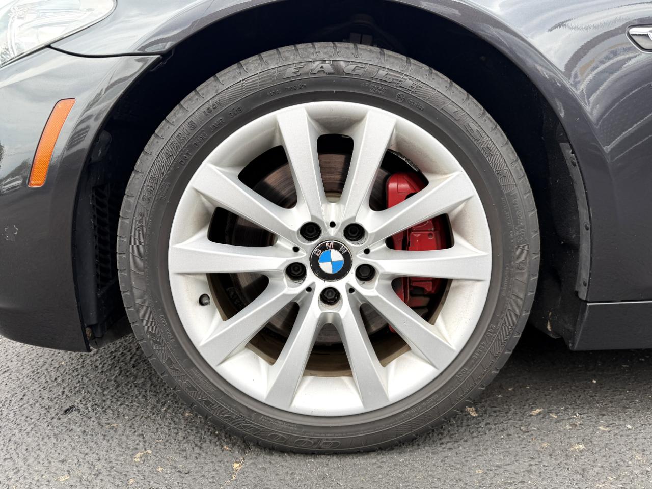 BMW 5-Series 535i xDrive 2016