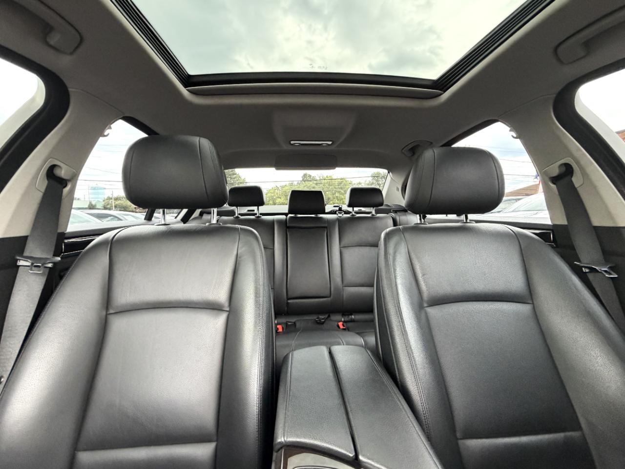BMW 5-Series 535i xDrive 2016