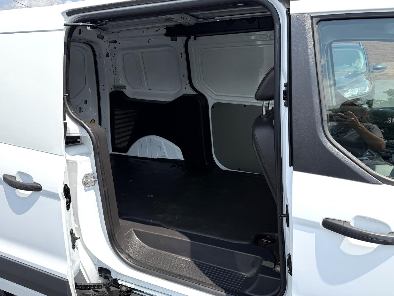 Ford Transit Connect Cargo Van XL LWB w/Rear 180 Degree Door 2016