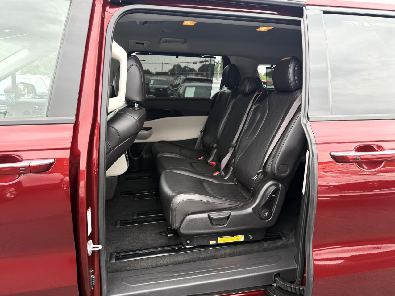 Kia Carnival SX FWD 2024