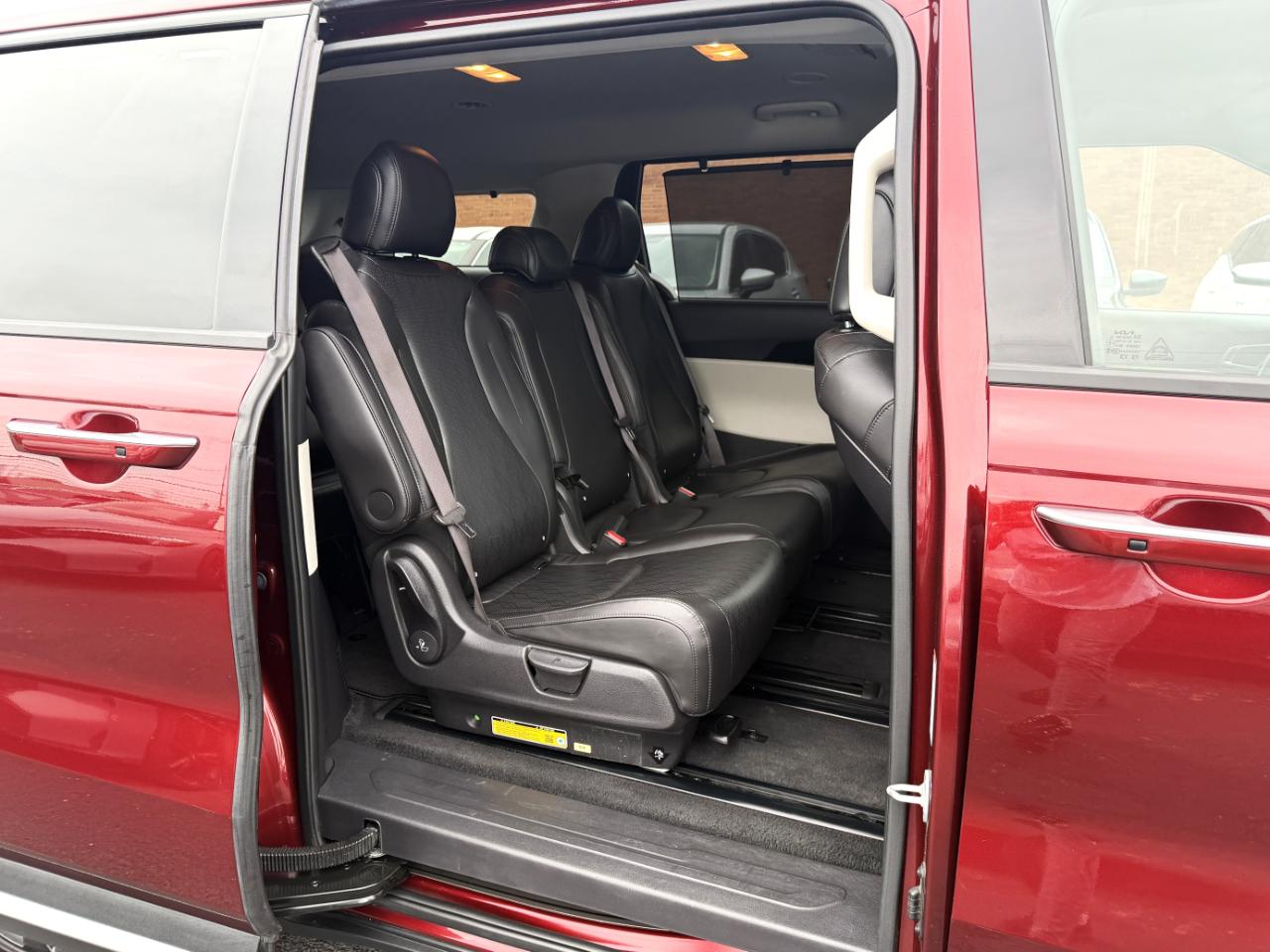 Kia Carnival SX FWD 2024