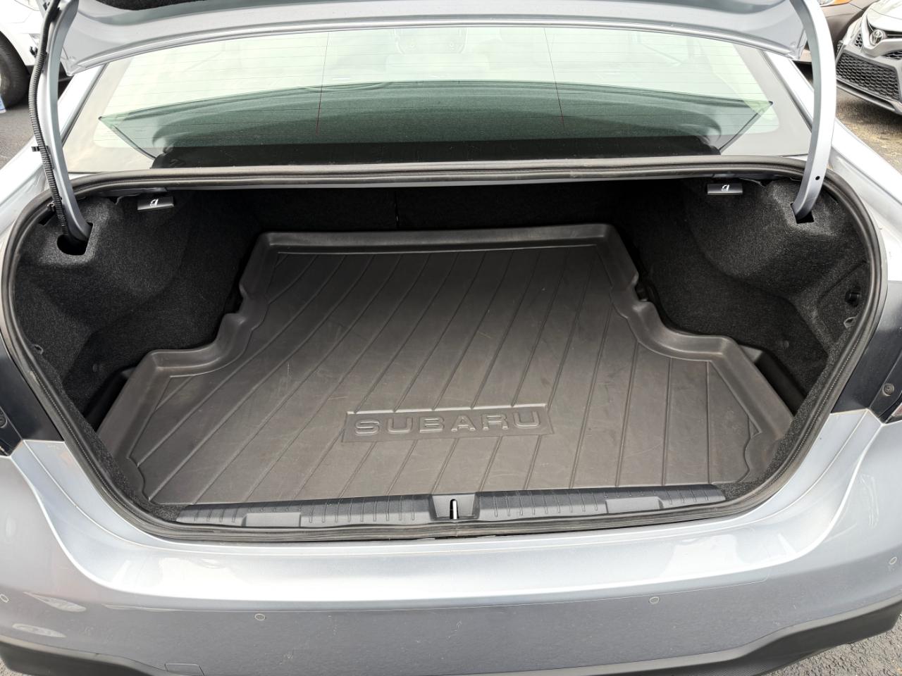Subaru Legacy Limited 2024