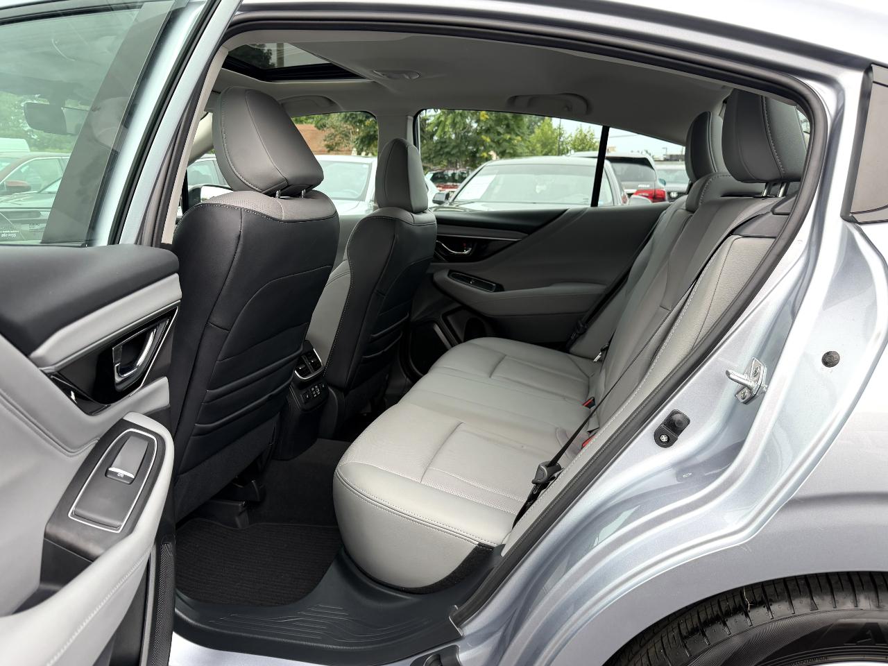 Subaru Legacy Limited 2024