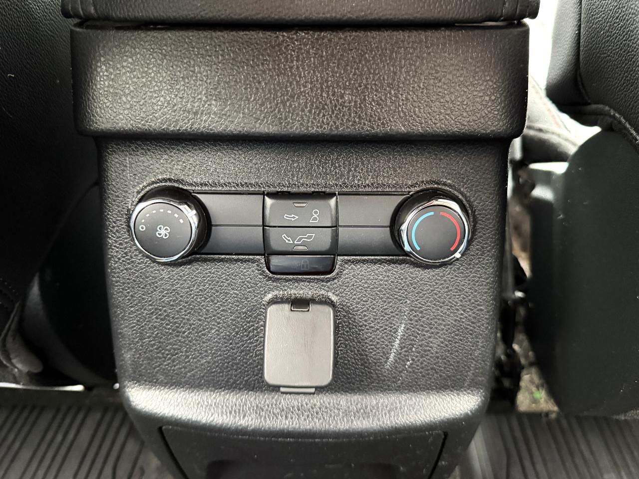 Ford Explorer XLT 4WD 2019