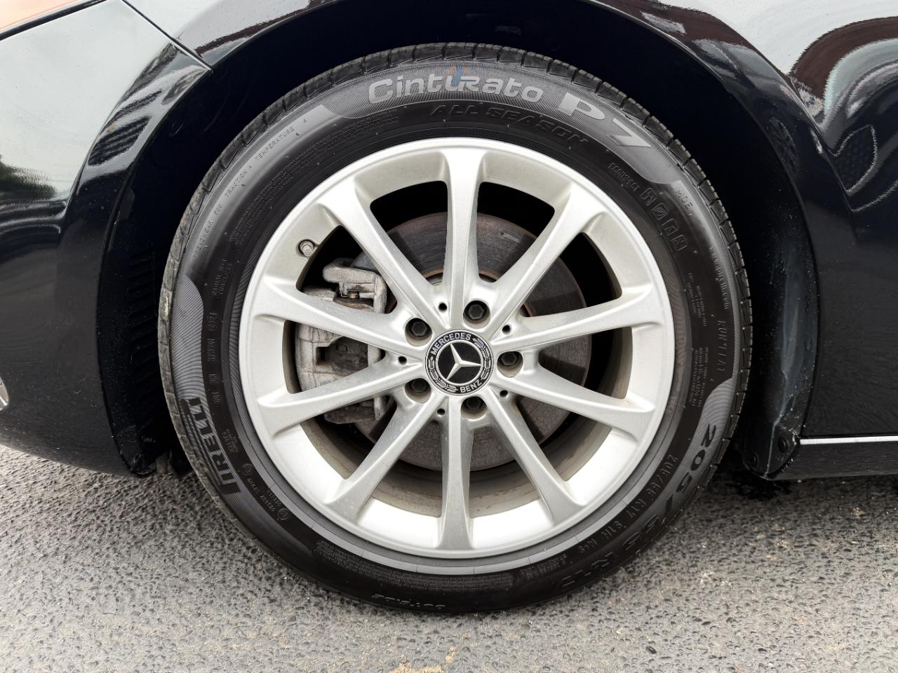 Mercedes-Benz A-Class A 220 2022
