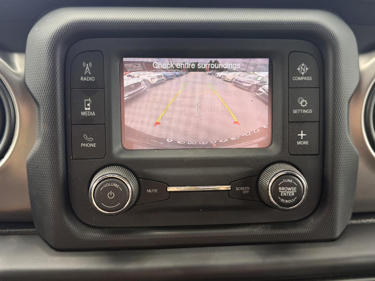 Jeep Wrangler Sport 2021