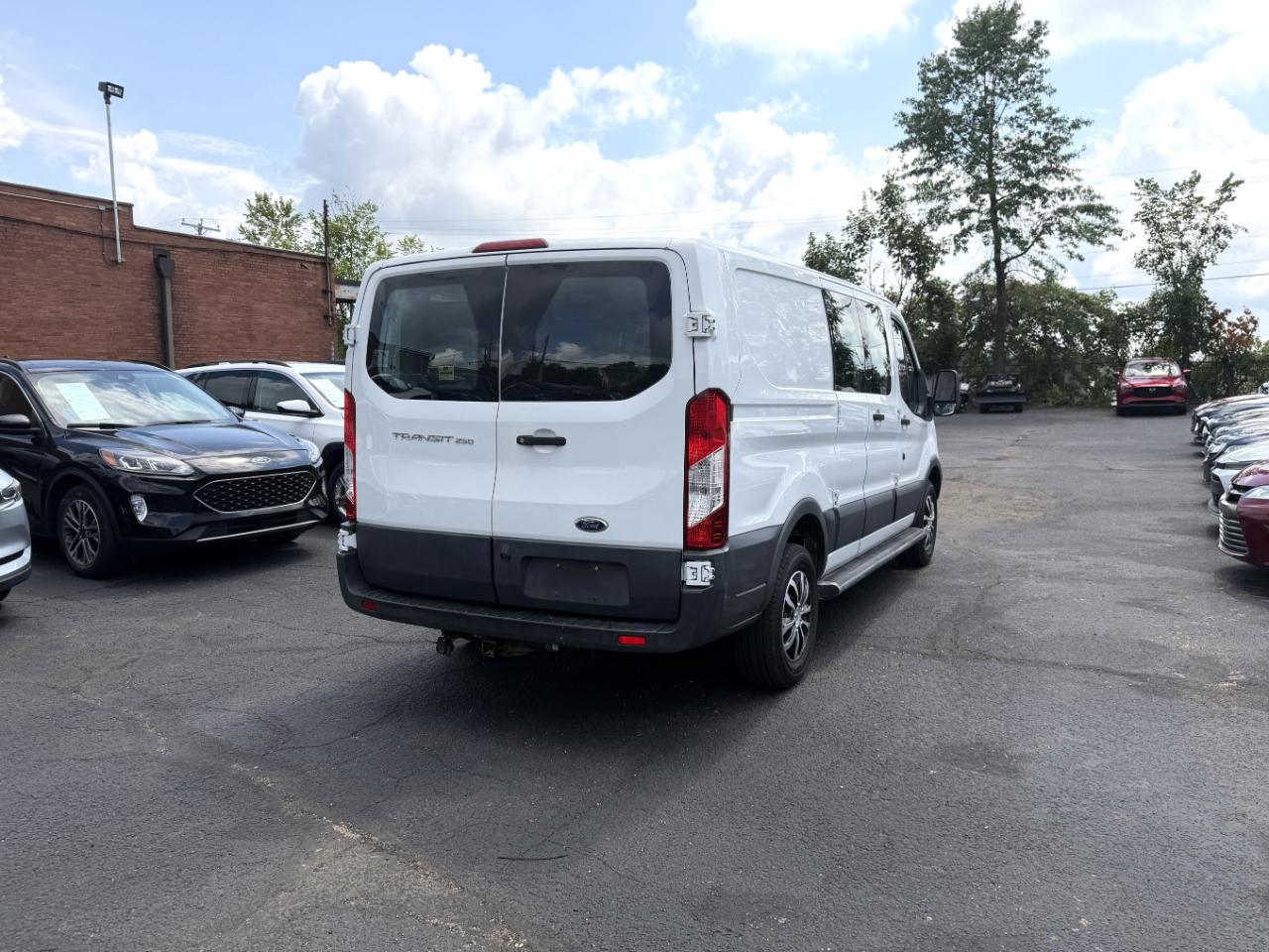 Ford Transit 250 Van Low Roof 60/40 Pass.130-in. WB 2018