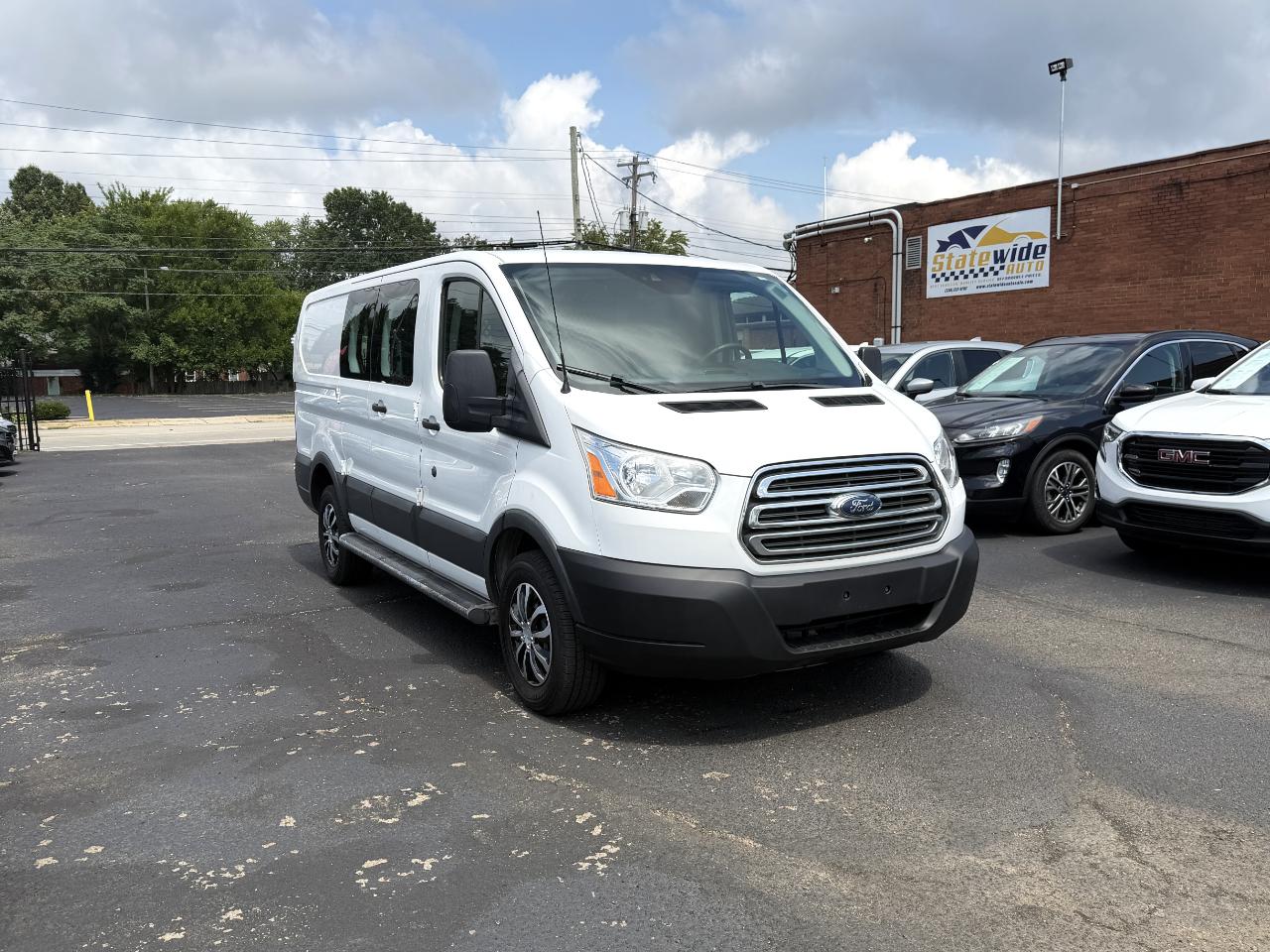 Ford Transit 250 Van Low Roof 60/40 Pass.130-in. WB 2018