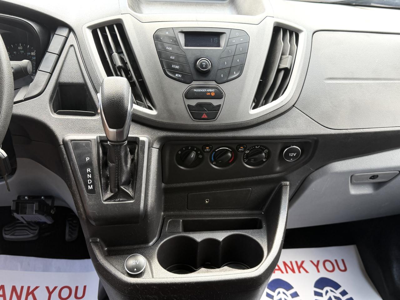 Ford Transit 250 Van Low Roof 60/40 Pass.130-in. WB 2018