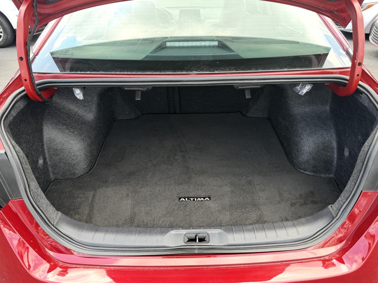 Nissan Altima 2.5 SR 2025