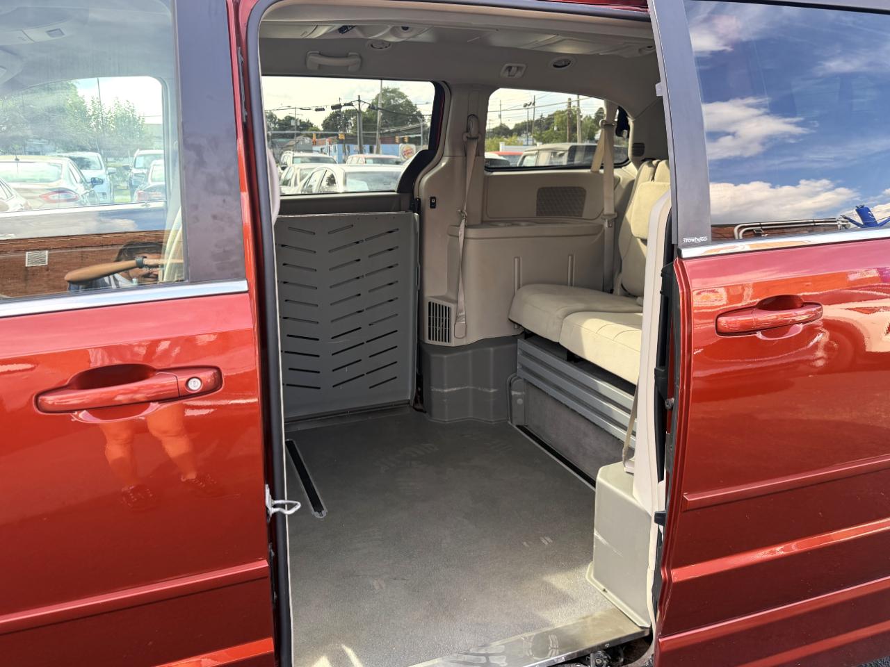 Dodge Grand Caravan Crew 2012