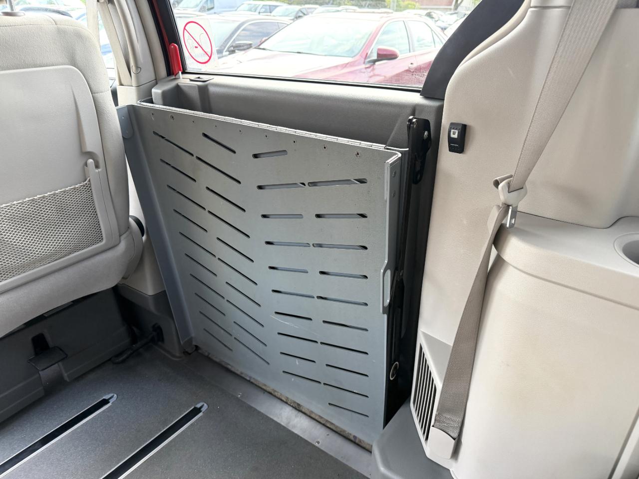 Dodge Grand Caravan Crew 2012