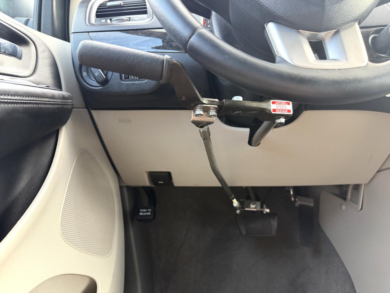 Dodge Grand Caravan Crew 2012