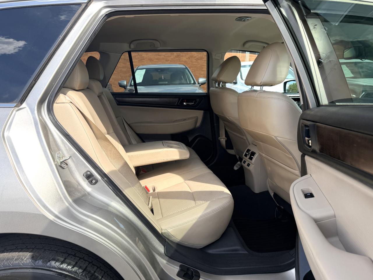 Subaru Outback 2.5i Limited 2016