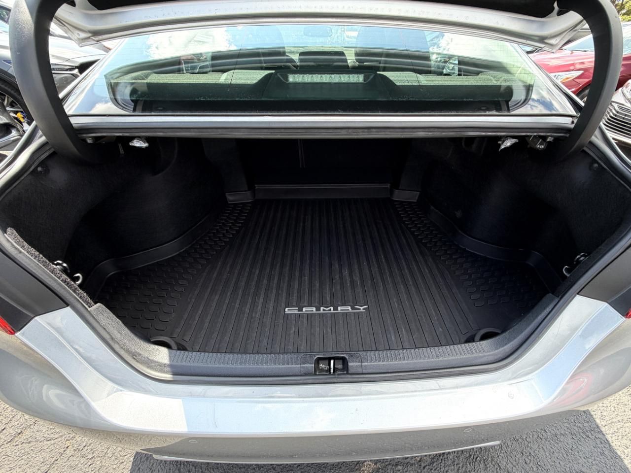 Toyota Camry XSE V6 2019