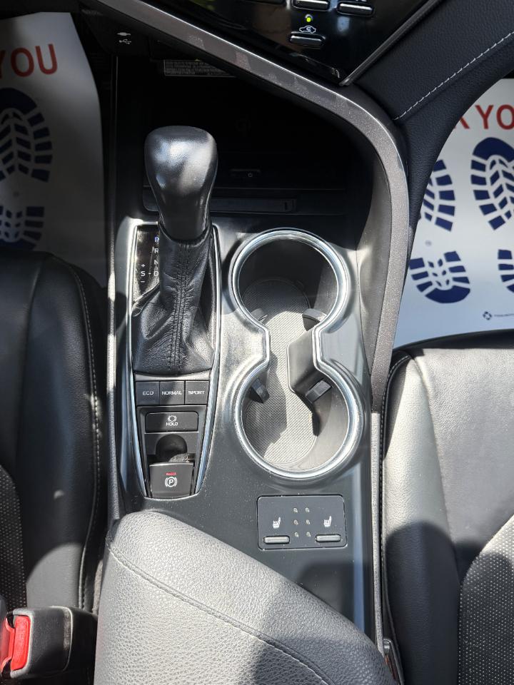 Toyota Camry XSE V6 2019