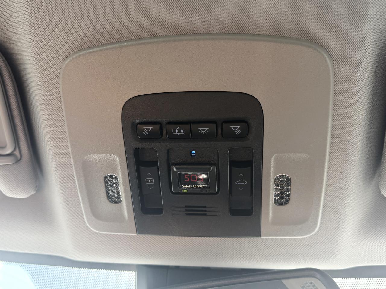 Toyota Camry XSE V6 2019