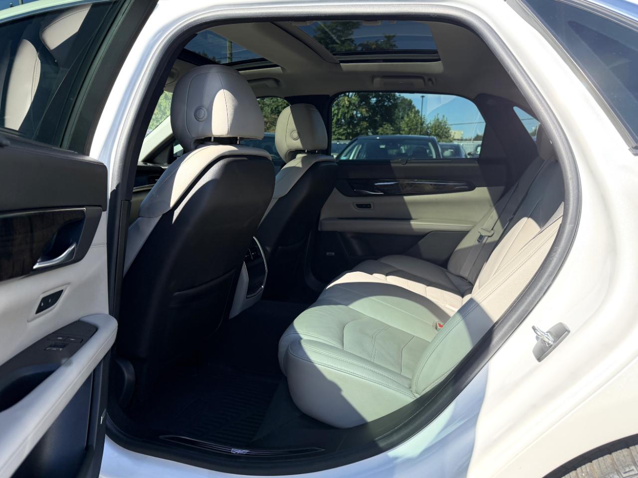 Cadillac CT6 3.6L Luxury AWD 2016