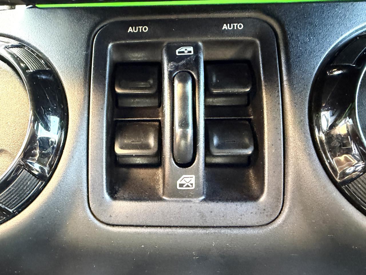 Jeep Wrangler Unlimited Altitude 4x4 2015