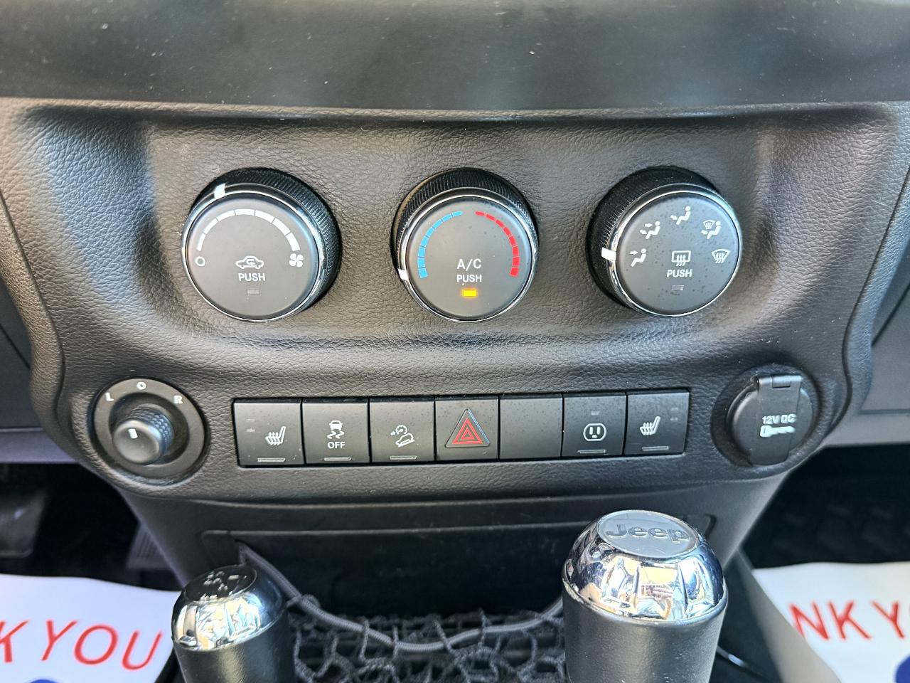 Jeep Wrangler Unlimited Altitude 4x4 2015