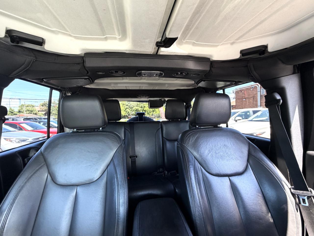 Jeep Wrangler Unlimited Altitude 4x4 2015