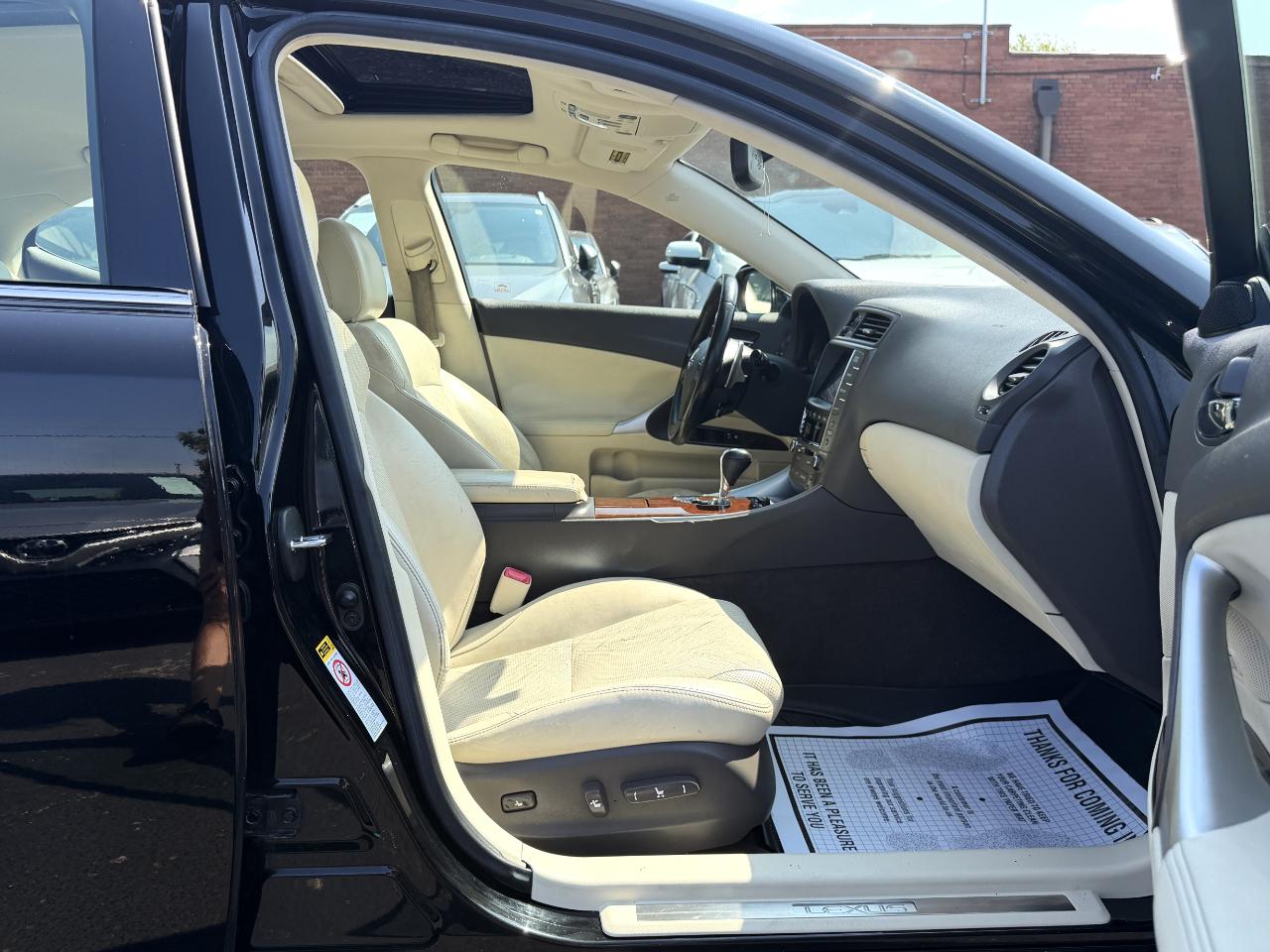 Lexus IS IS 250 AWD 6-Speed Sequential 2010