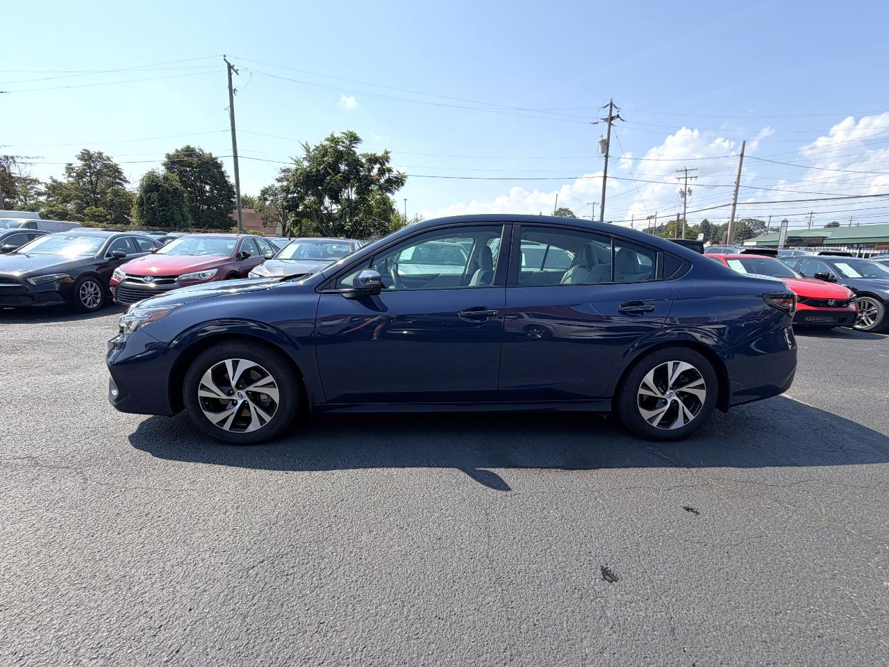 Subaru Legacy Premium 2024