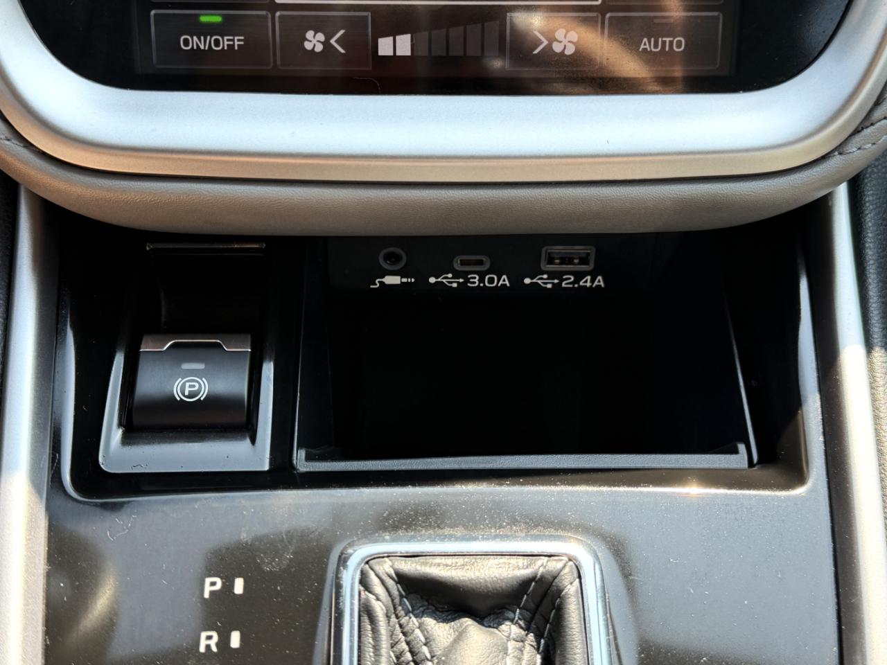 Subaru Legacy Premium 2024