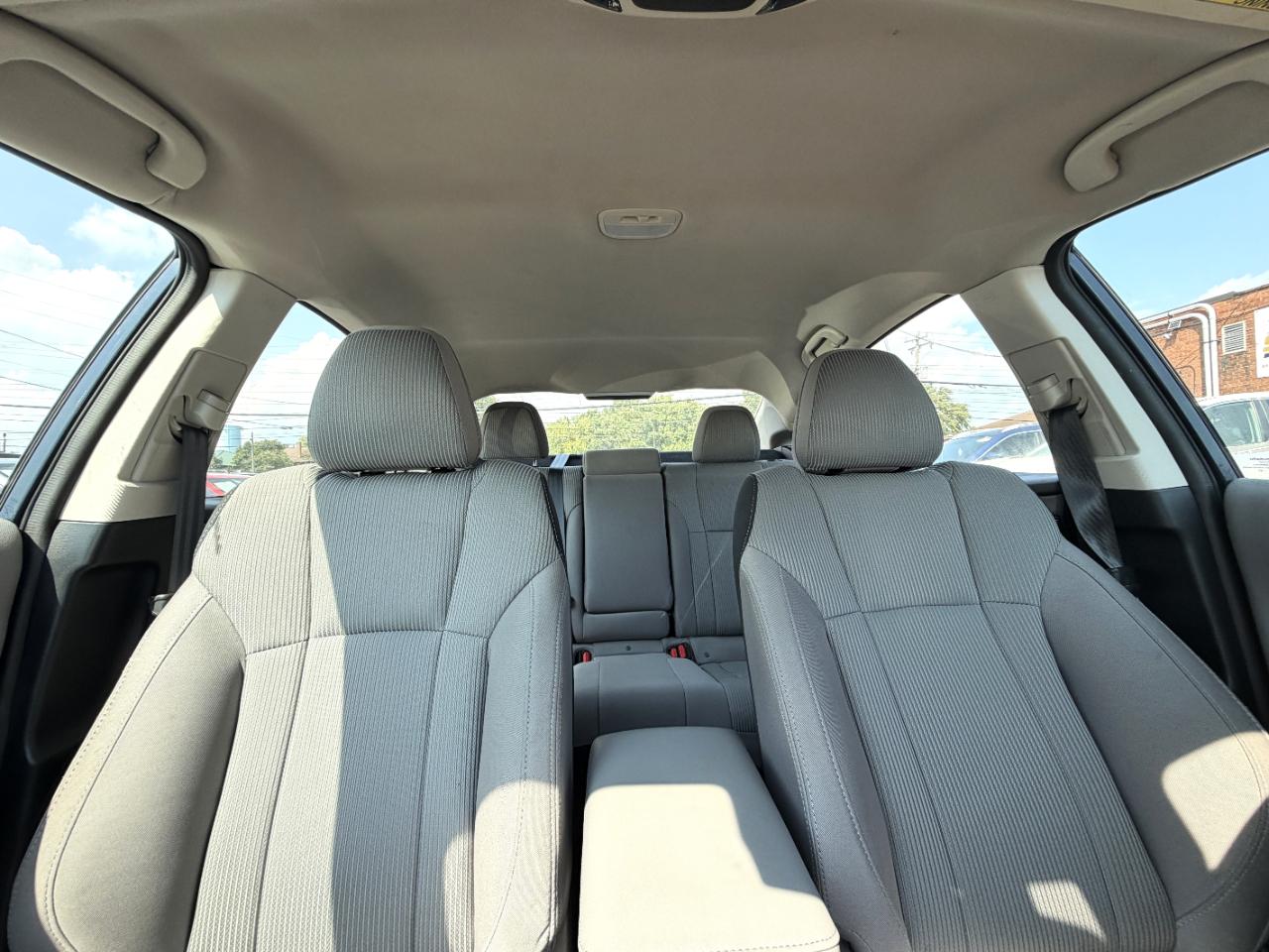 Subaru Legacy Premium 2024