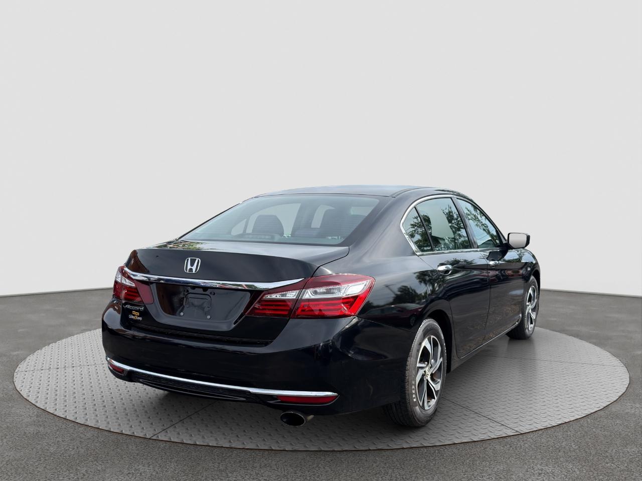 Honda Accord LX Sedan CVT 2016