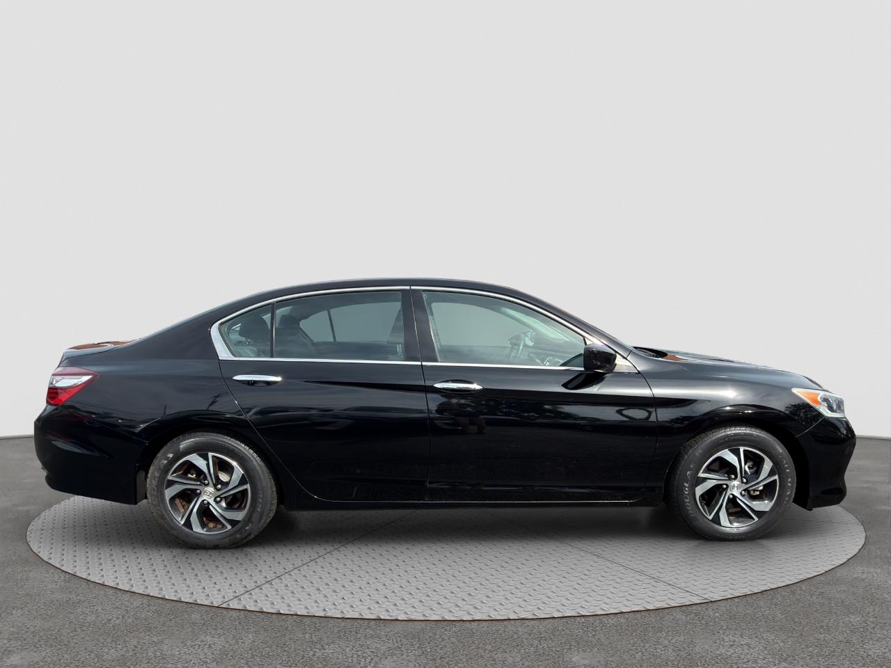 Honda Accord LX Sedan CVT 2016