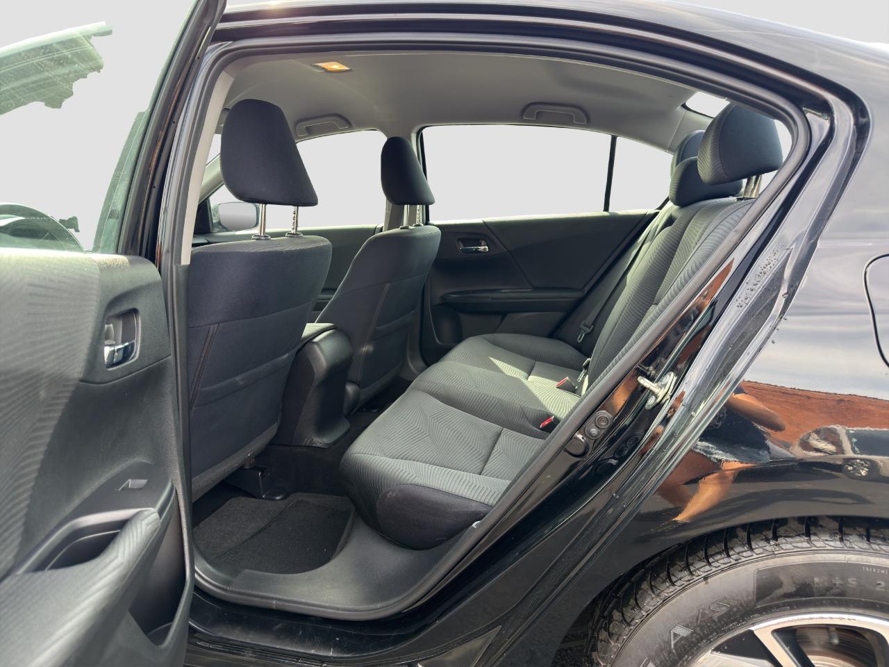Honda Accord LX Sedan CVT 2016