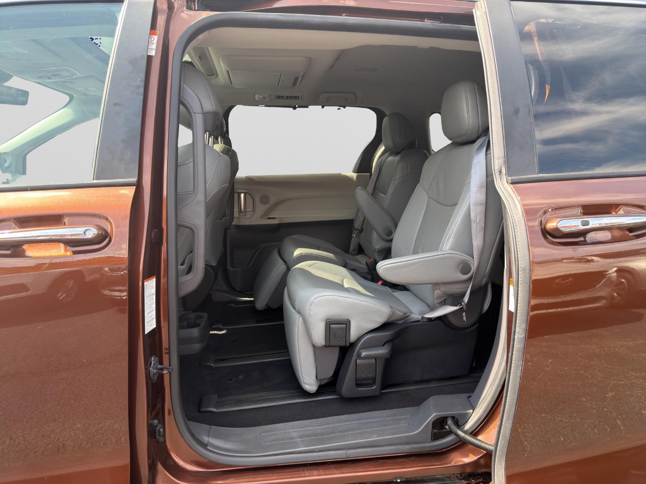 Toyota Sienna Limited 7-Passenger AWD 2022