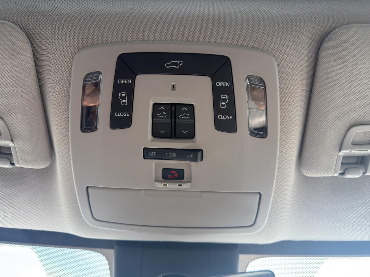 Toyota Sienna Limited 7-Passenger AWD 2022
