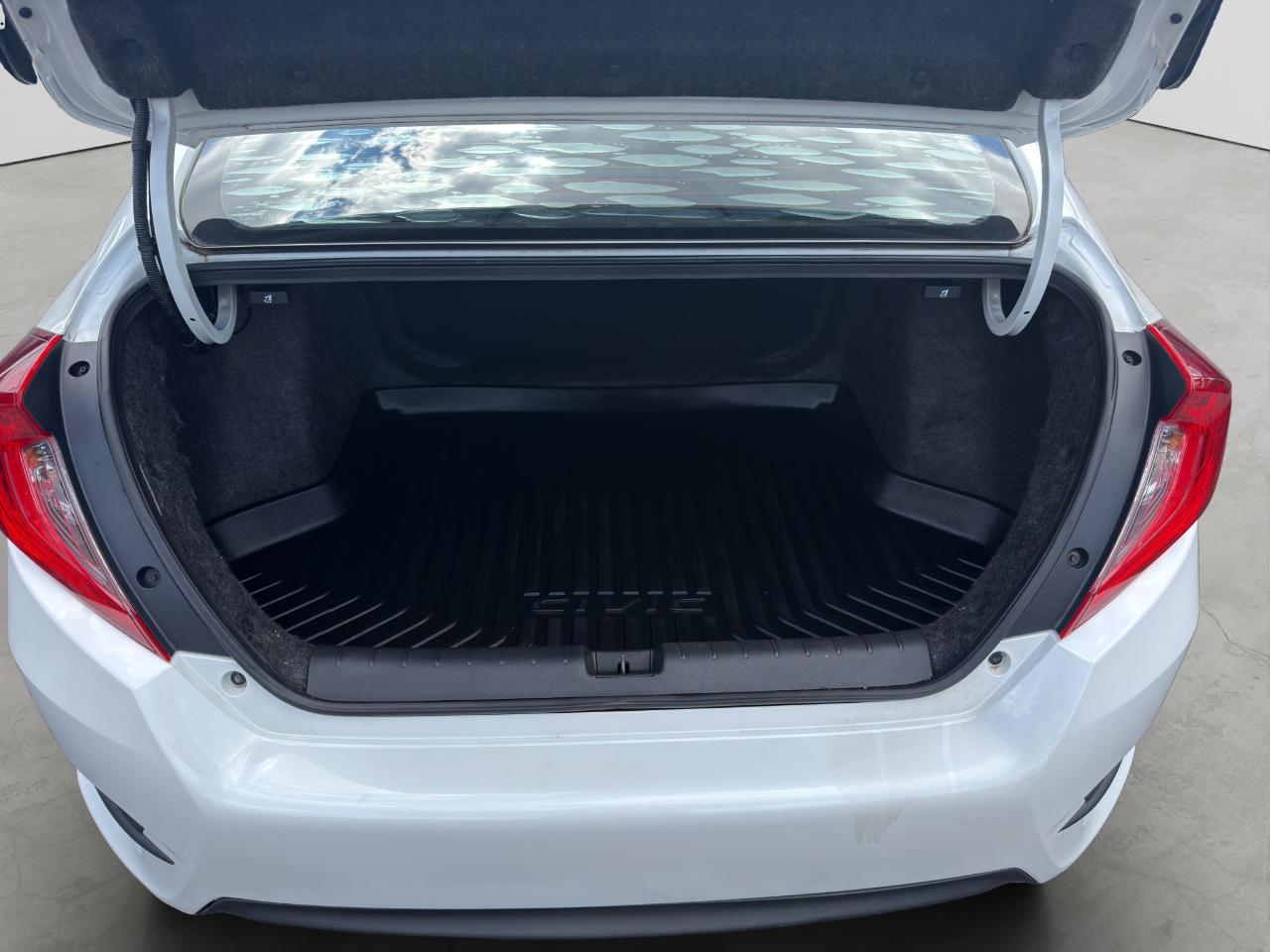 Honda Civic EX Sedan CVT 2017