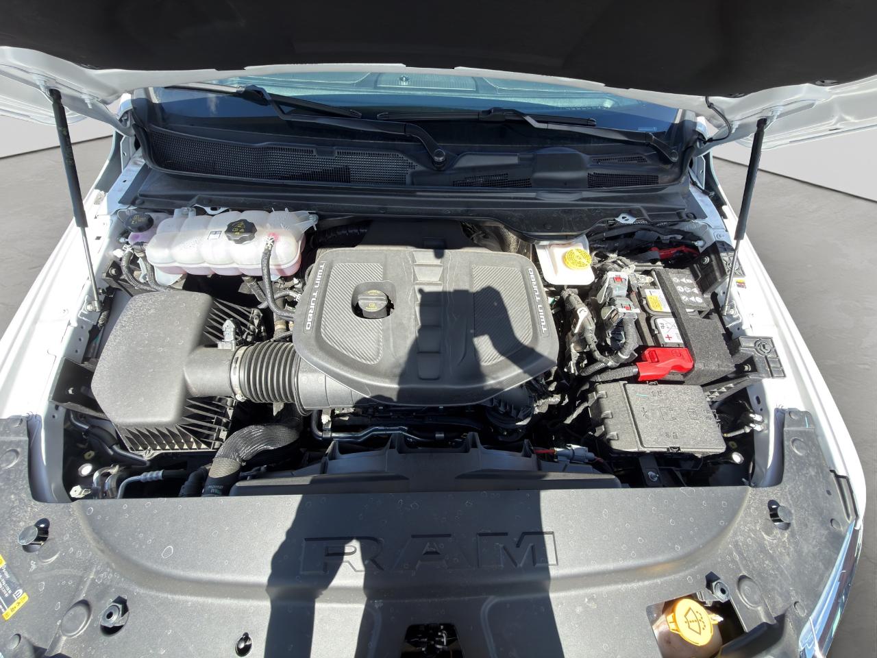 RAM 1500 Limited Crew Cab SWB 4WD 2026
