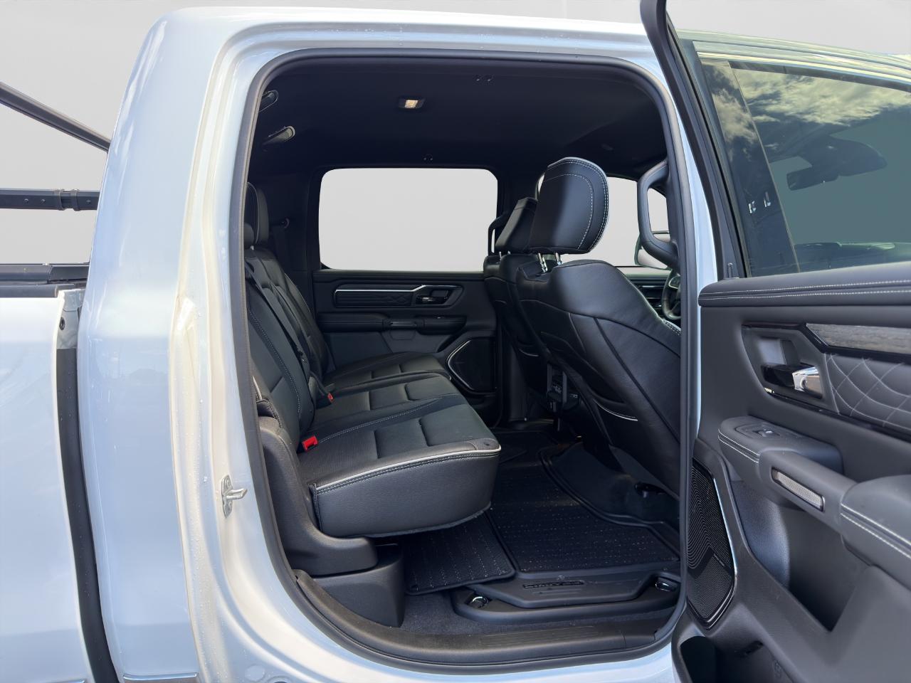 RAM 1500 Limited Crew Cab SWB 4WD 2026