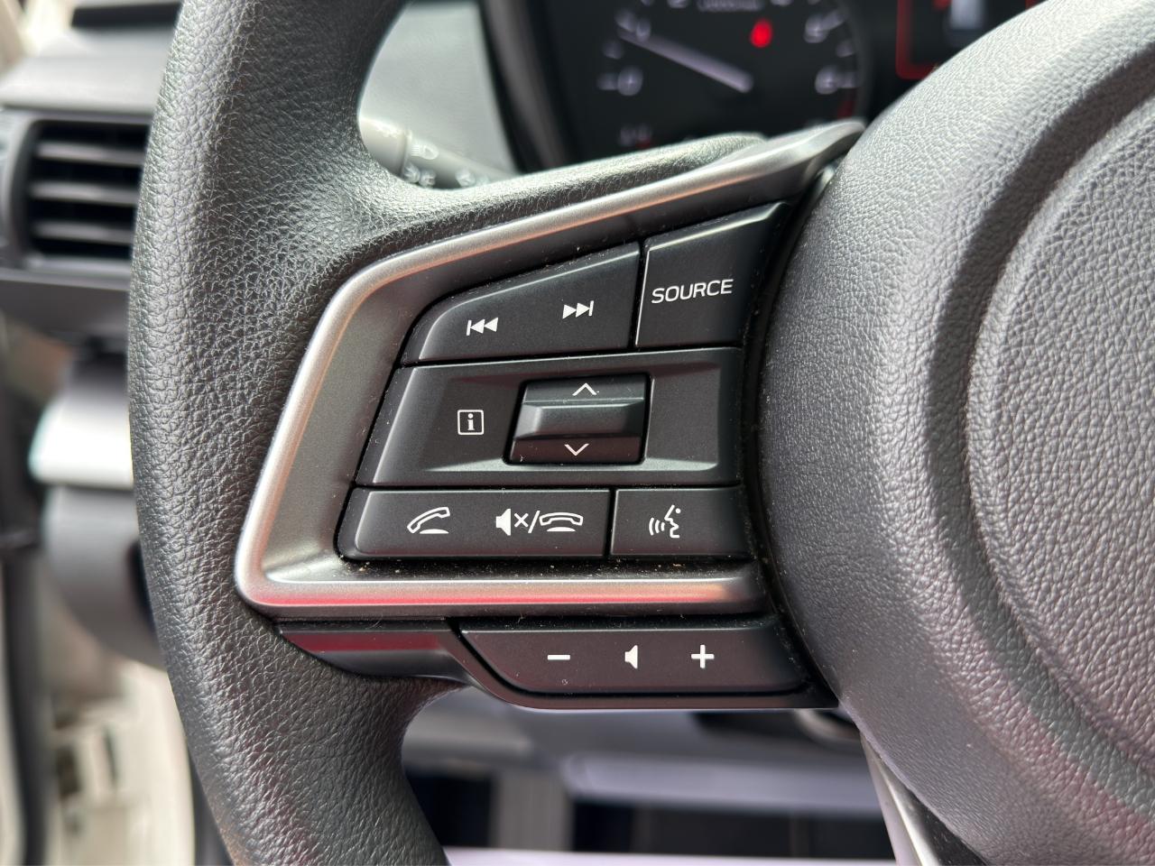 Subaru Impreza Base 5-Door 2024