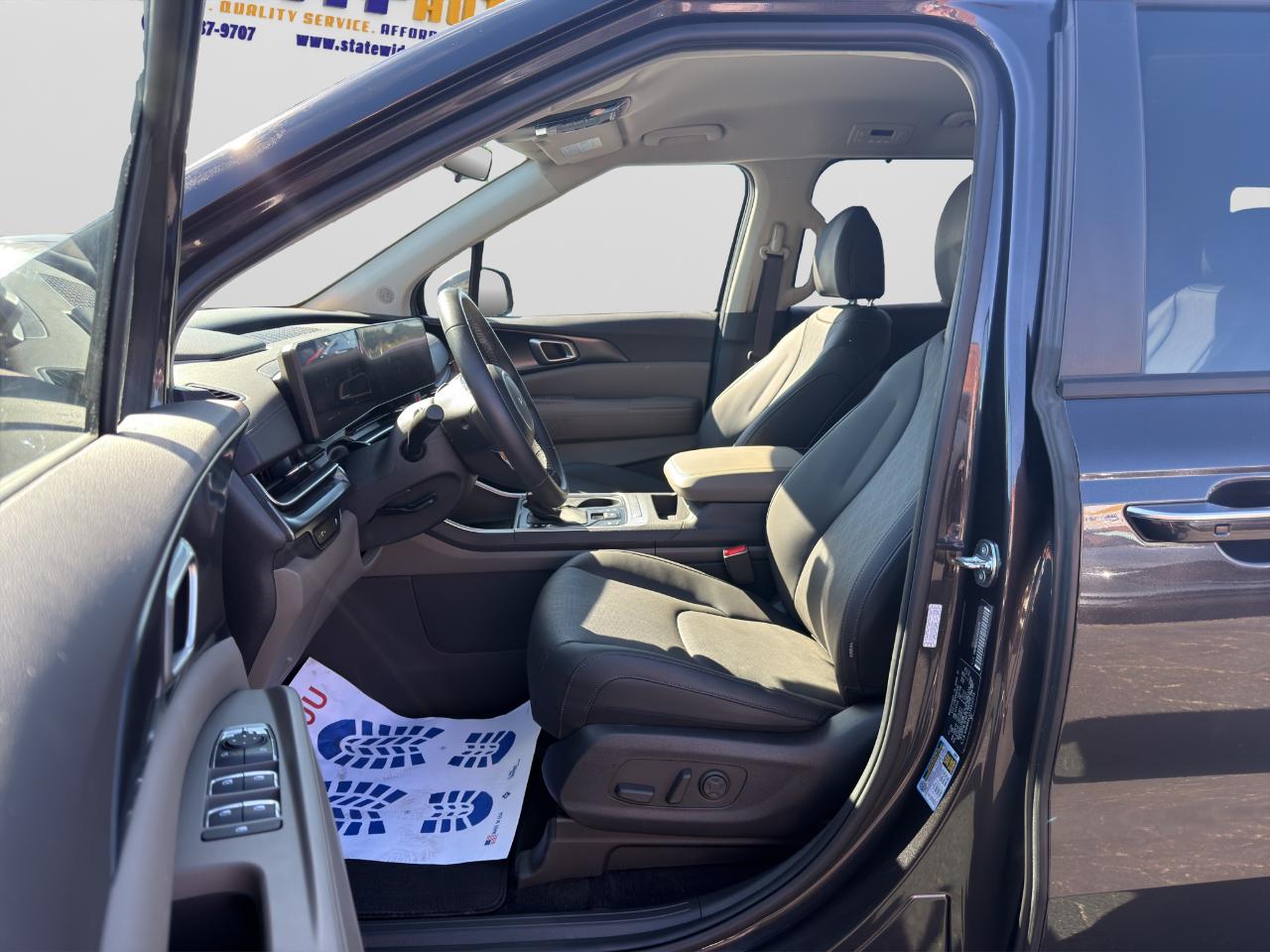 Kia Carnival LXS 2026